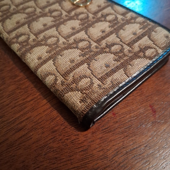 Dior Brown Monogram Key Holder - Picture 10 of 16